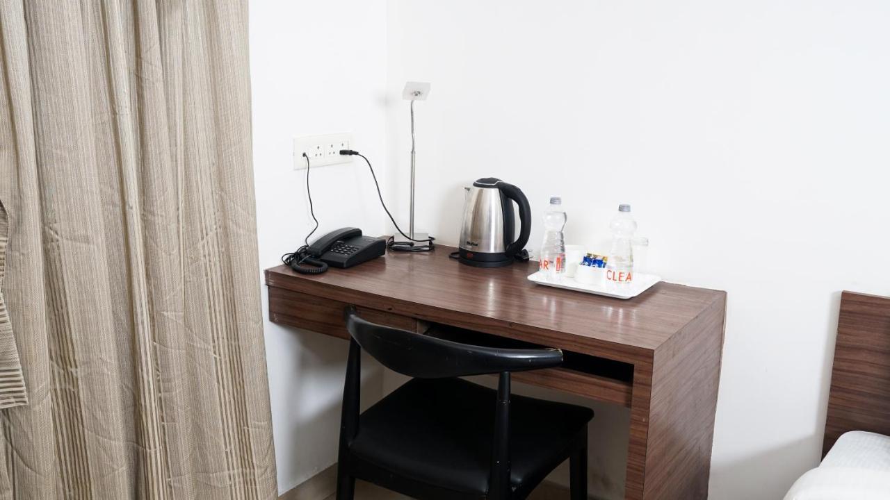 The Altruist Business Stays, Navi Mumbai-2 Bagian luar foto